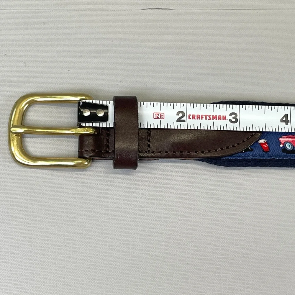 Vineyard Vines Belt Football Tailgate Truck Grill Red Cup Preppy Mens Size 30